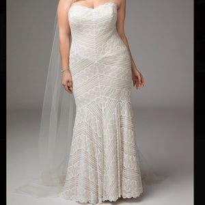 Watters Pippin wedding dress